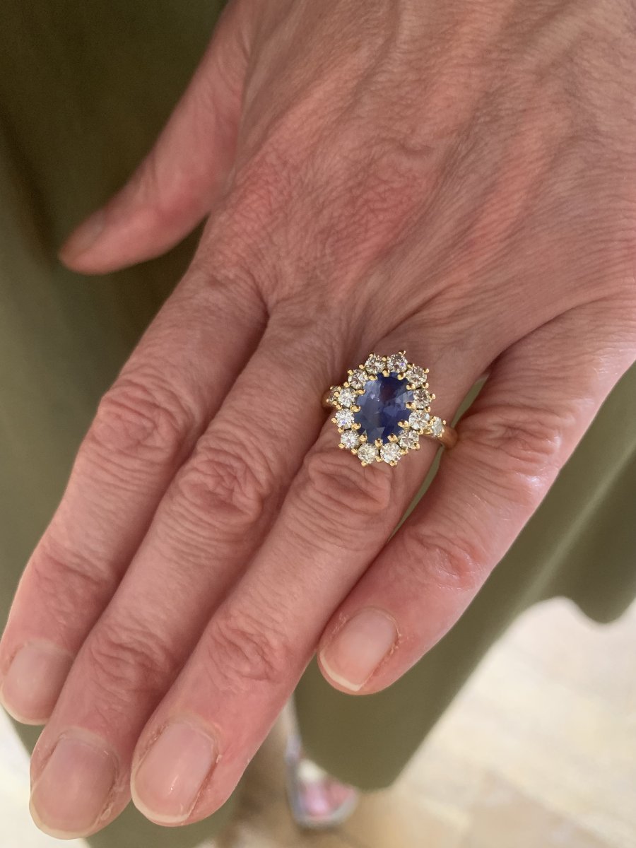 Certified 2.20 Carats Unheated Ceylon Sapphire Diamonds 18 Carats Yellow Gold Pompadour Ring-photo-3