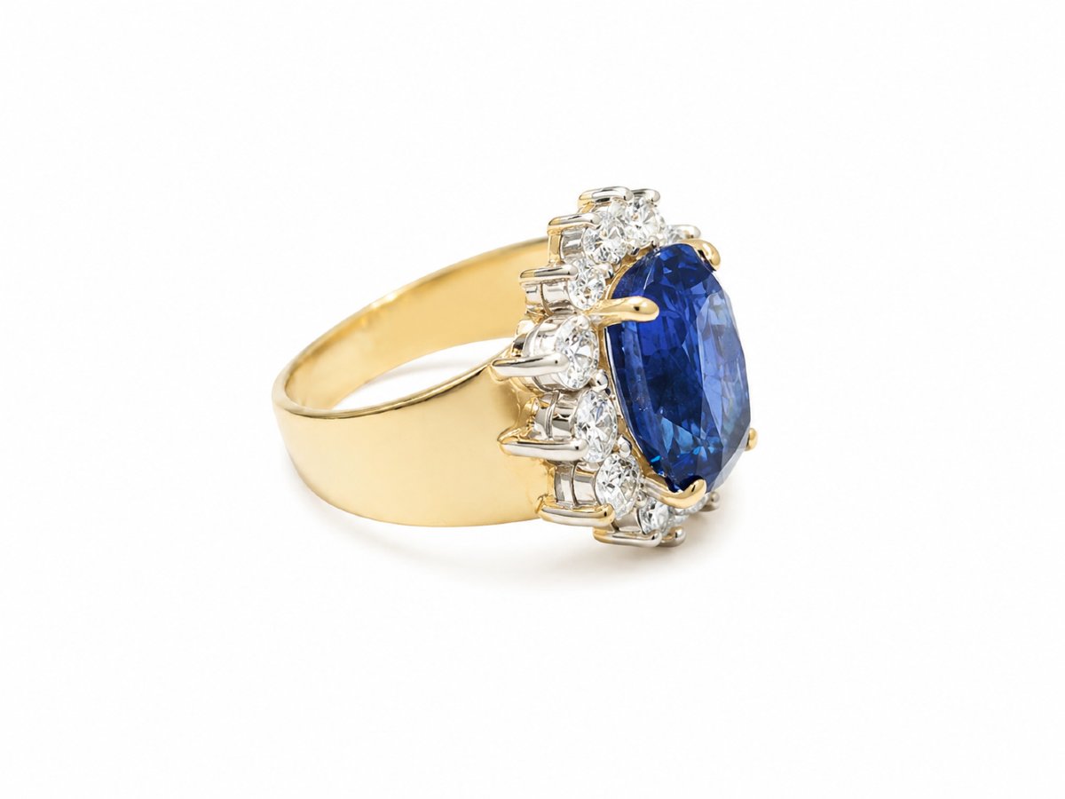 Bague Pompadour Saphir Ceylan 6.47 Carats Diamants Or Jaune 18 Carats (Certificat)-photo-2