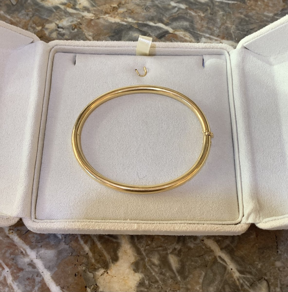 18 Carats Yellow Gold Band Bracelet-photo-4