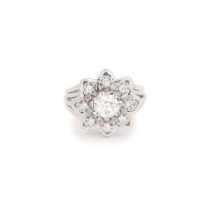 Retro 1.15 Carats Diamonds Platinum 18 Carats White Gold Marguerite Ring