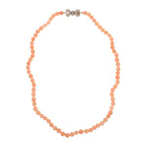 Collier Vintage Corail Peau d'Ange Diamants Or Gris 18 Carats