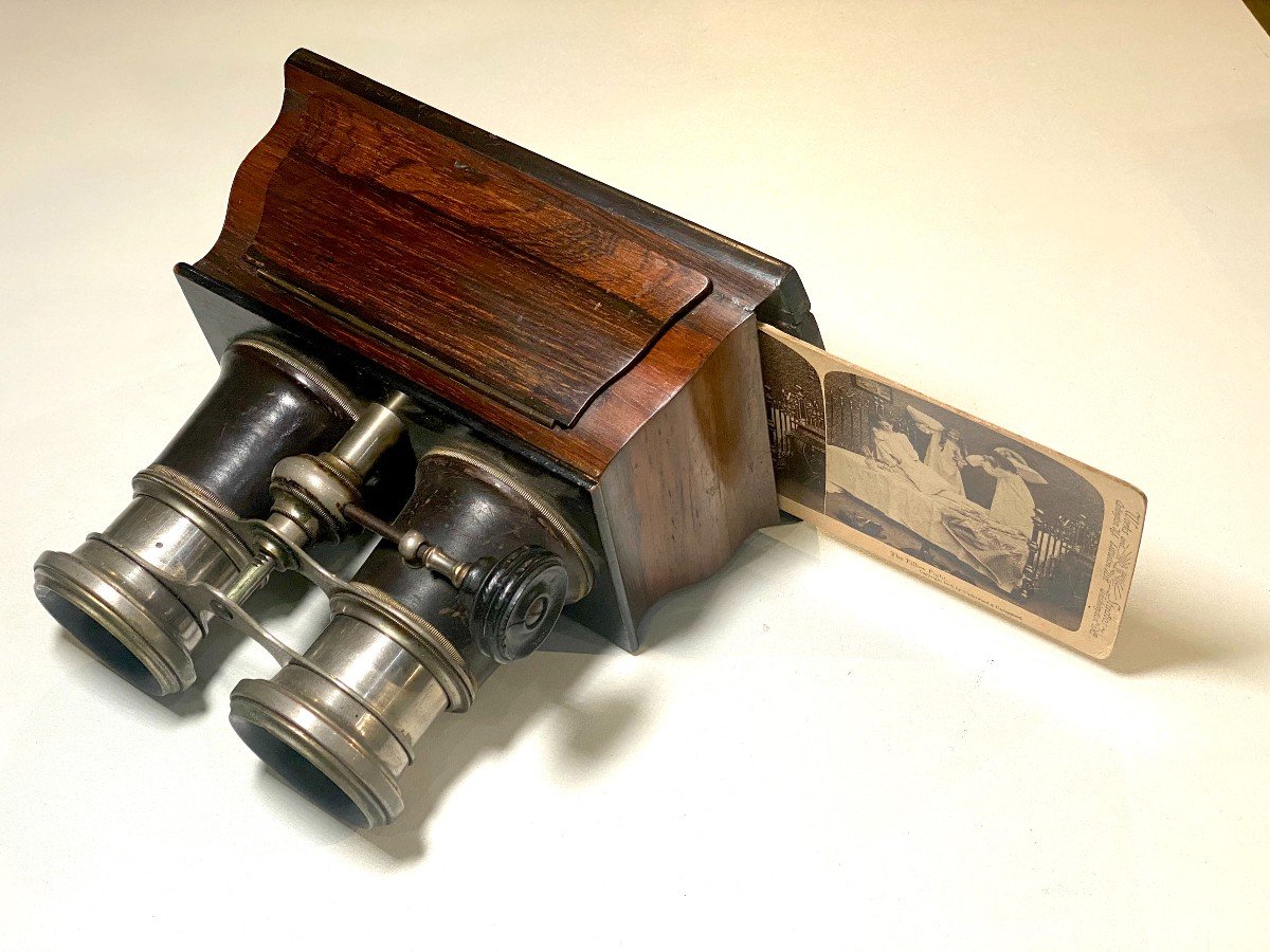 Mahogany Stereoscopic Viewer With "underwood & Underwood" Stereo Card-photo-2
