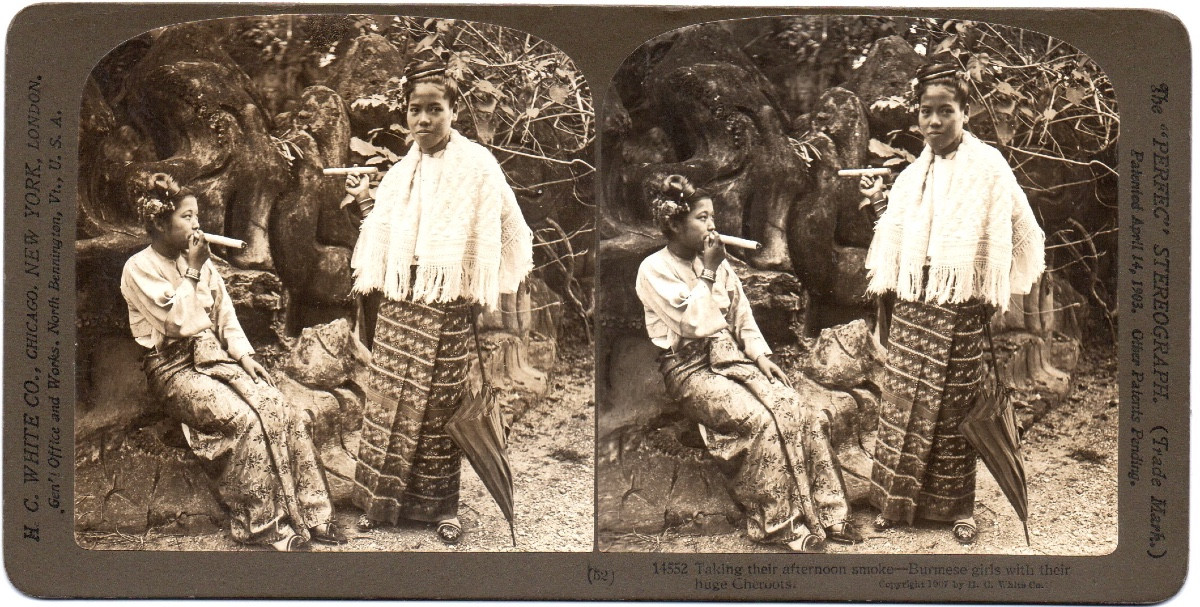 Vue Stéréo Tirage Albuminé, Filles Birmanes Aux Cigares - H. C. White Co. 1900 Photographie-photo-2