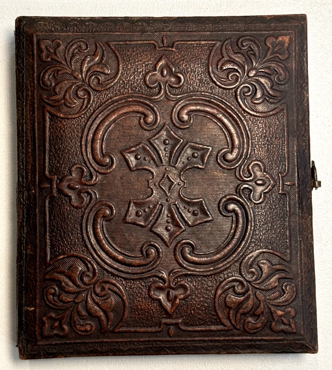 Daguerréotype Homme au livre dans son étui Union Case  circa 1845 photographie -photo-4
