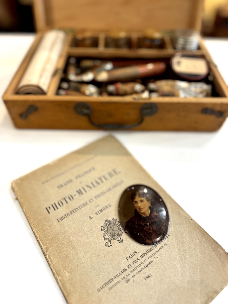 BOURGEOIS-AINE Coffret de colorisation pour crystoleum circa 1900 photographie-photo-3