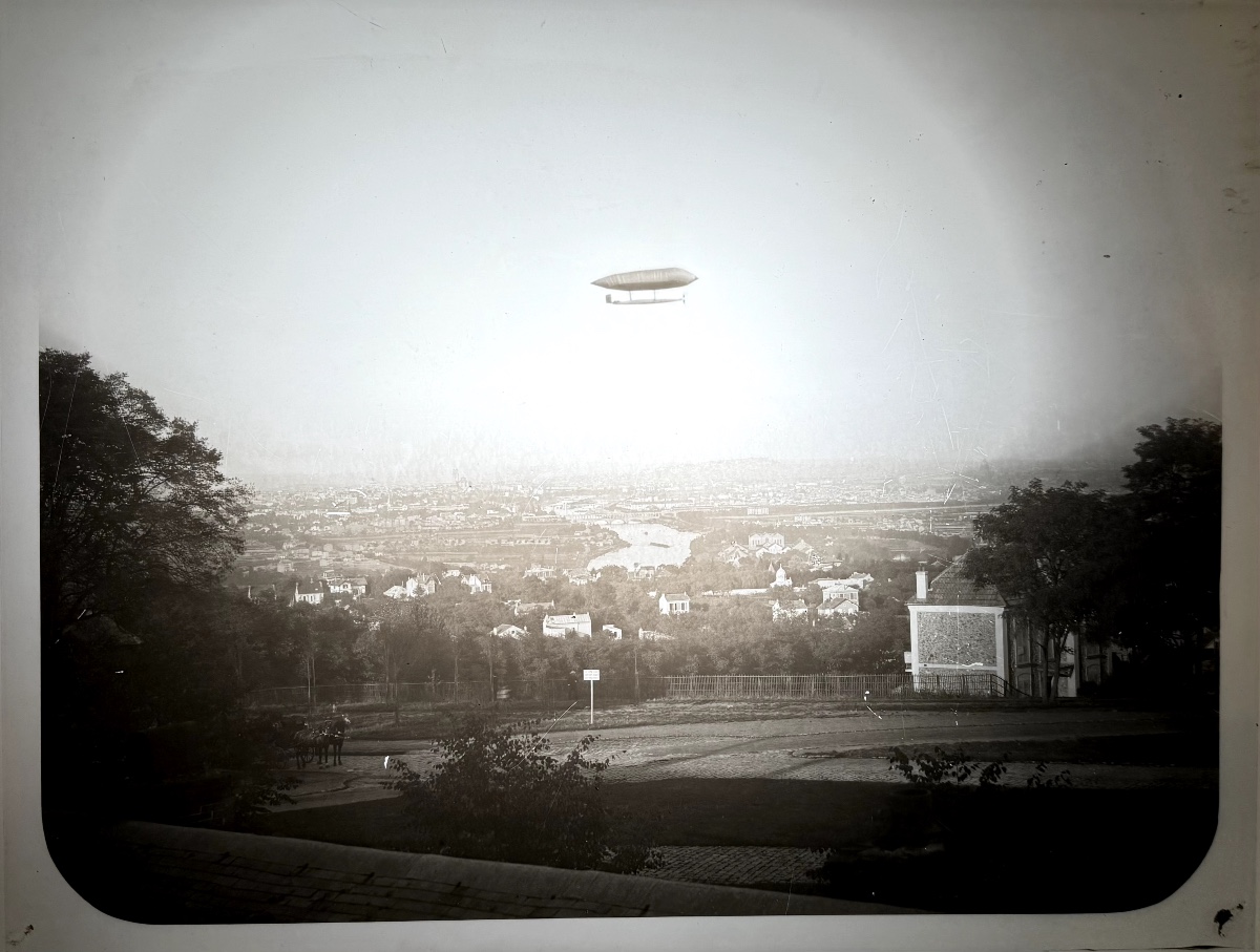 Large Glass Plate Of A Zeppelin C.1910 Vintage Photograph
