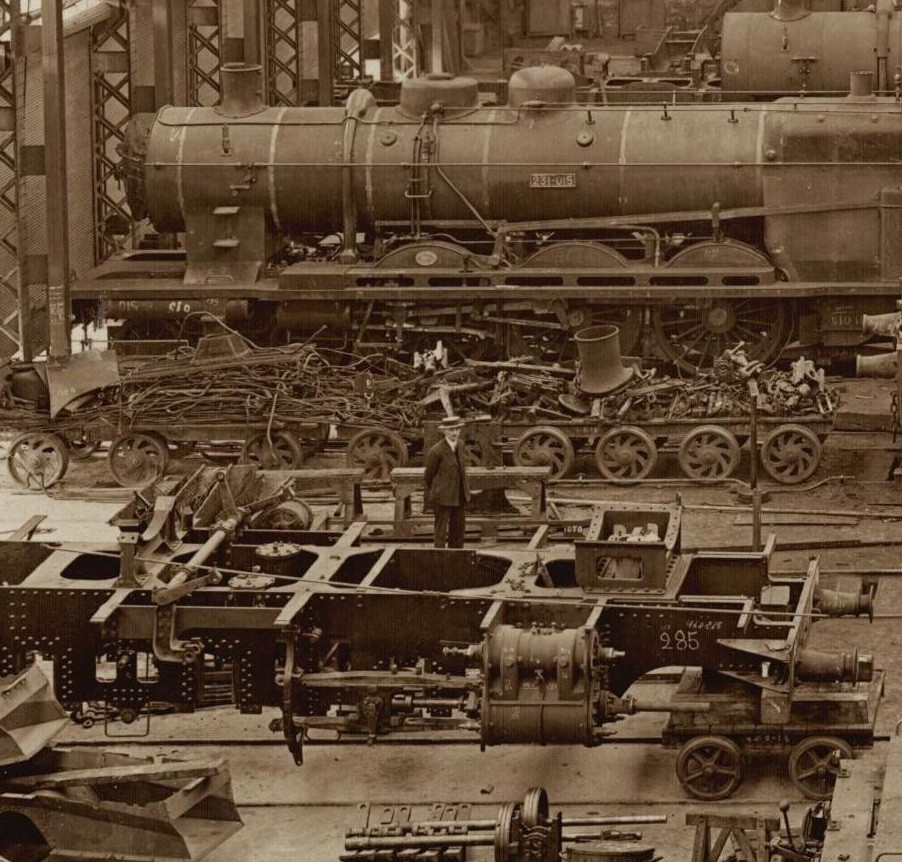 Locomotive Workshop Circa 1923 Vintage Silver Gelatin Print Photograph-photo-4