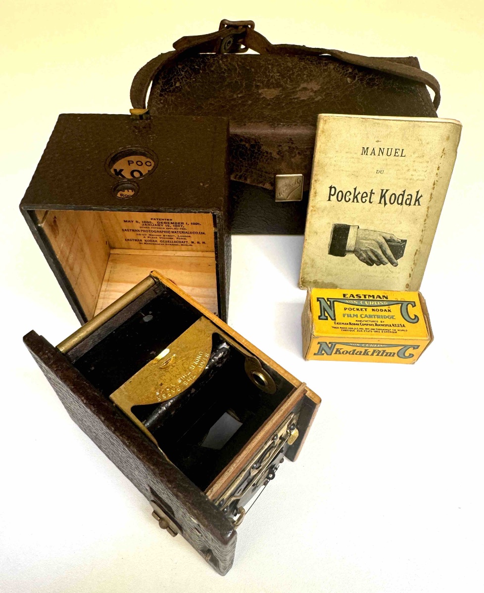 Pocket Kodak Model'96 dans son étui d'origine, pellicule et mode d'emploi Appareil photographie-photo-1
