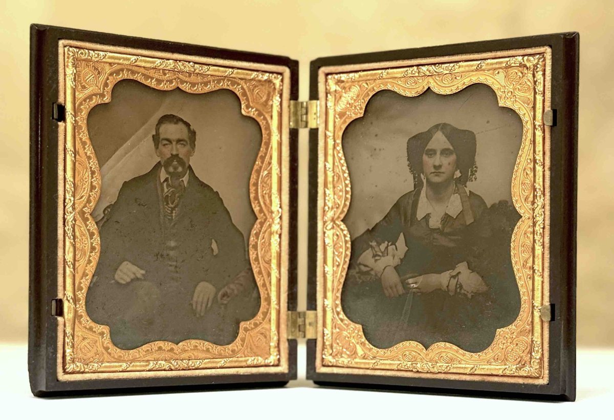 Ambrotypes Portraits d'un couple dans un Union Case en relief c.1860