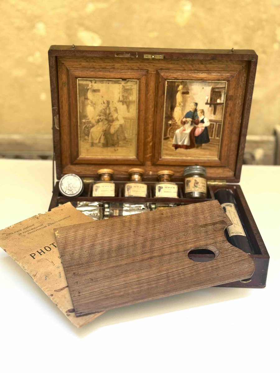 Bourgeois-aine Photo-painting Set, Circa 1898