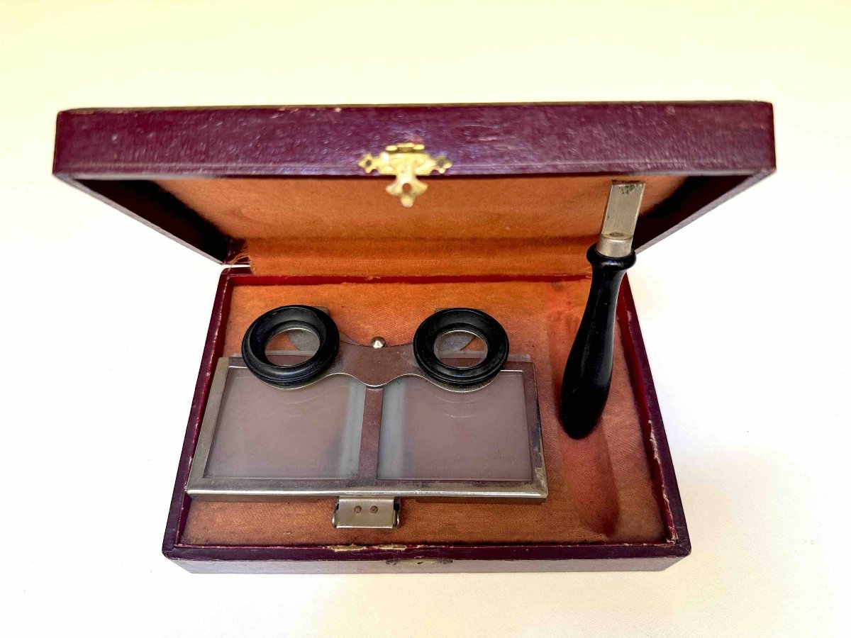 Omnium III Foldable Metal Collectible Stereoscope, Circa 1910-photo-3