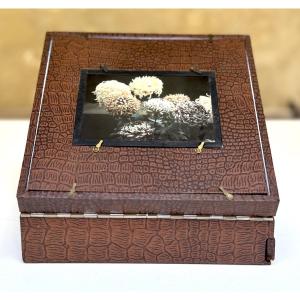 Luminor Retouching Table And Vintage Autochrome Photography
