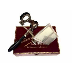 Omnium III Foldable Metal Collectible Stereoscope, Circa 1910