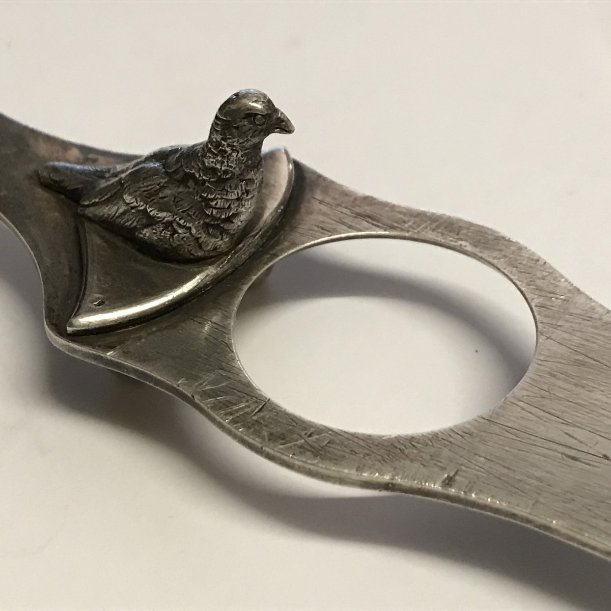 Solid Silver Egg Cup With A Pigeon Design, Late 19th Century, Minerve Hallmark -photo-2