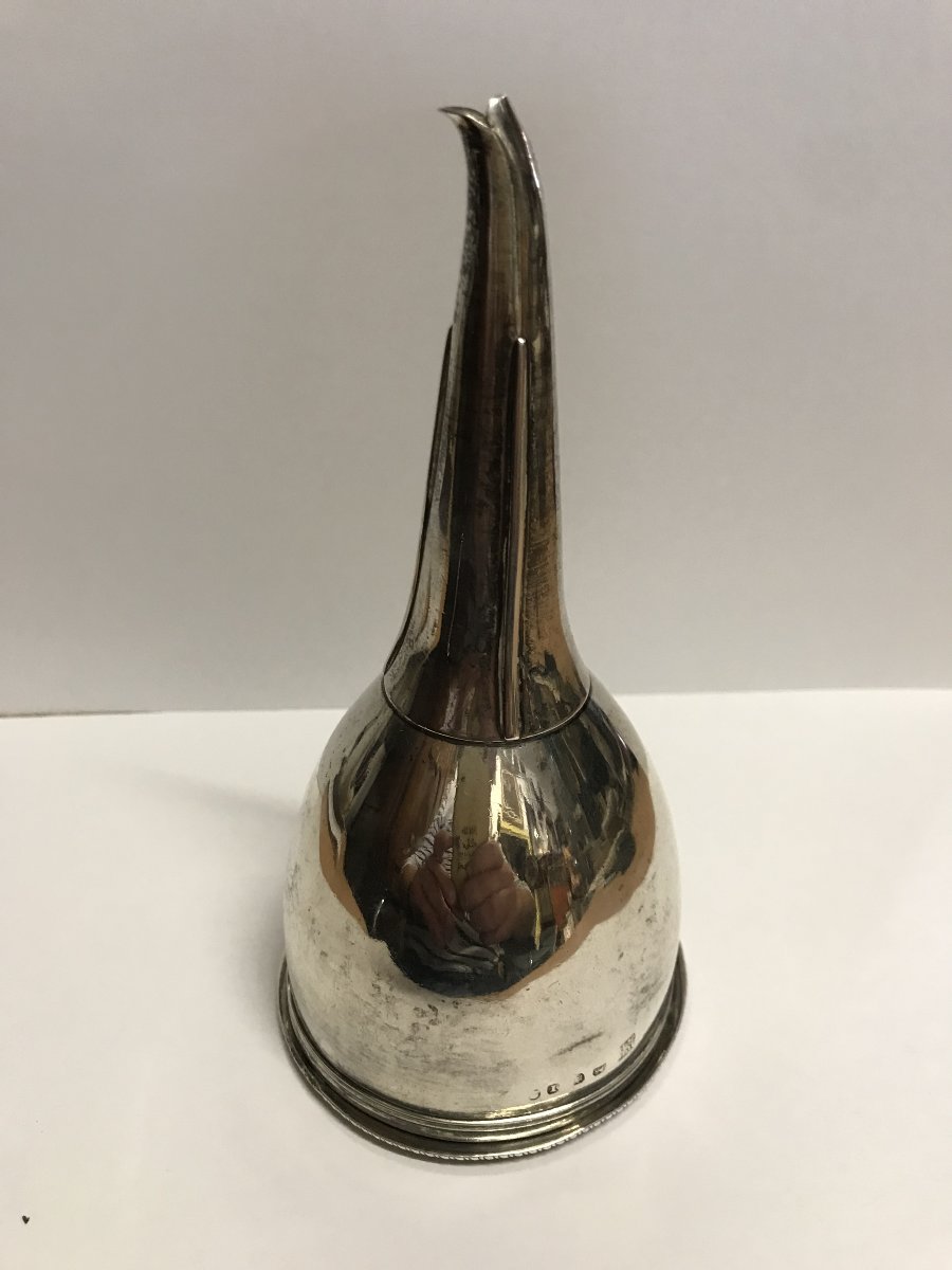 English Wine Decanter From 1804, George III Period, In 925 Sterling Silver, By Silversmiths Robert & Samuel Henell-photo-3
