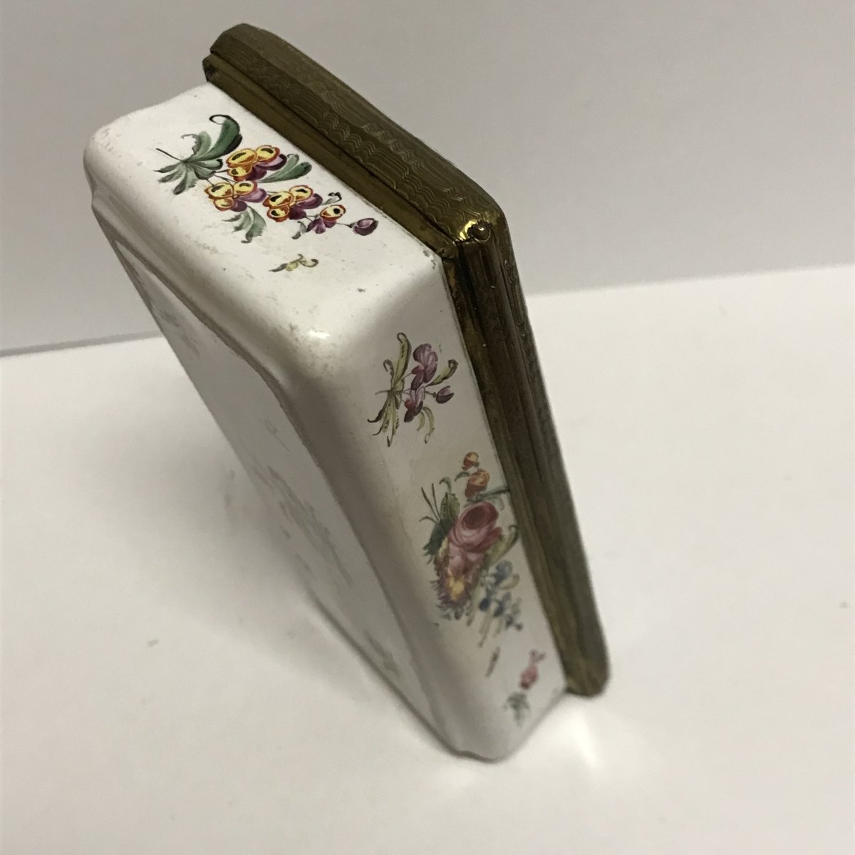 18th-century English Writing Box Made Of Enamel On Copper, Depicting A Romantic Scene-photo-6