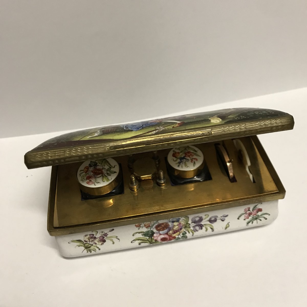 18th-century English Writing Box Made Of Enamel On Copper, Depicting A Romantic Scene