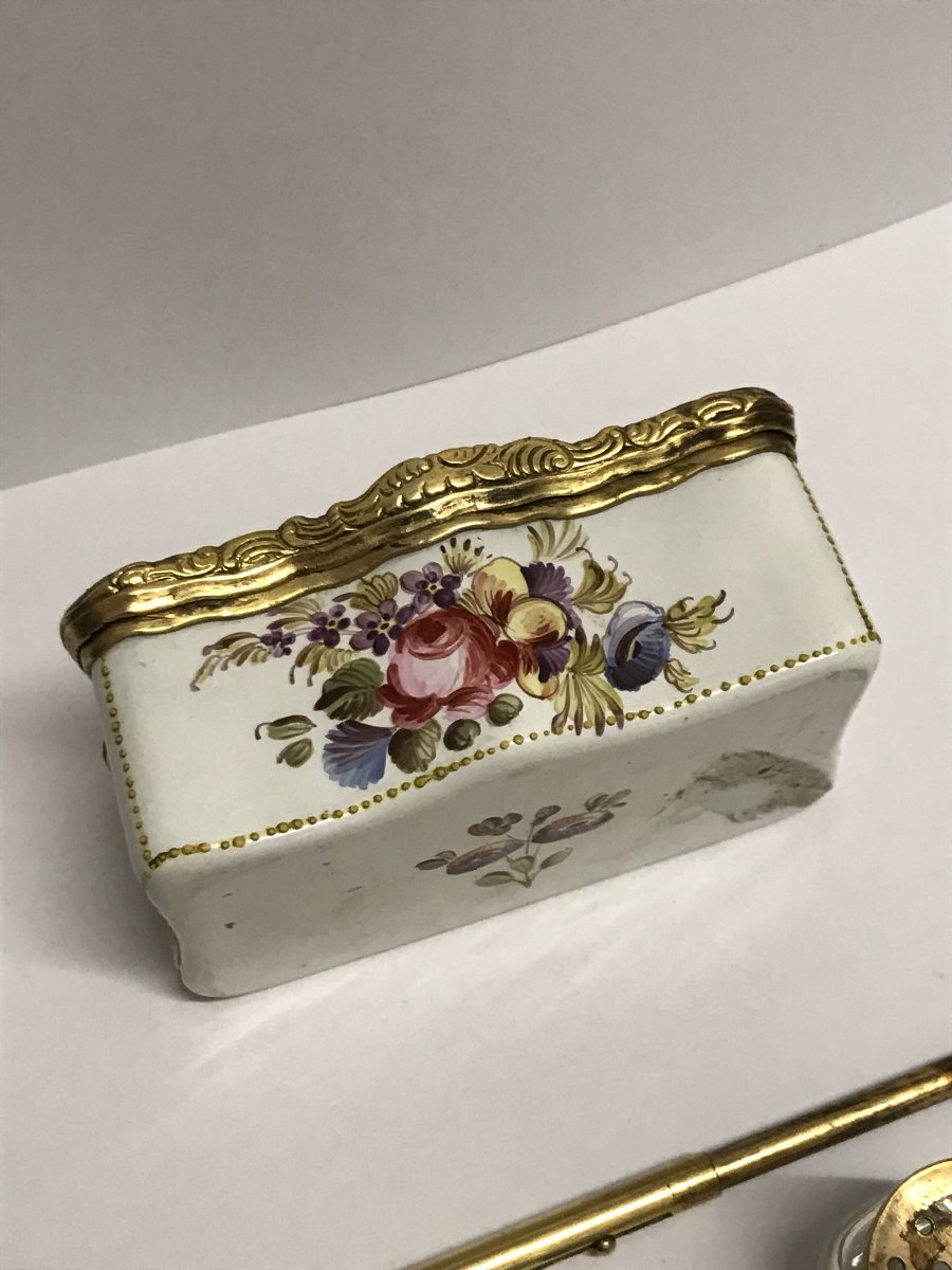Coffret d'écriture Anglais en email sur cuivre époque 18éme représentant une scène portuaire-photo-3