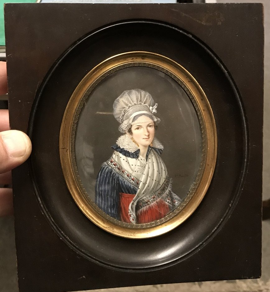 Portrait miniature d'une élégante vers 1830 signé Mlle Eugénie BEAUFILS de la RANCHERAYE -photo-1
