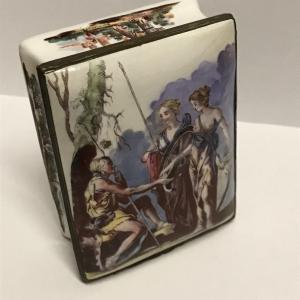 Tabatière Anglaise émail Staffordshire 18ém d'après Ravenet Pâris remettant la pomme à Hibernia