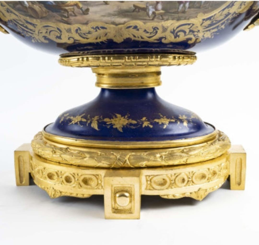 Porcelain Cup, Signature Sèvres And Gilt Bronze XIX Th-photo-1
