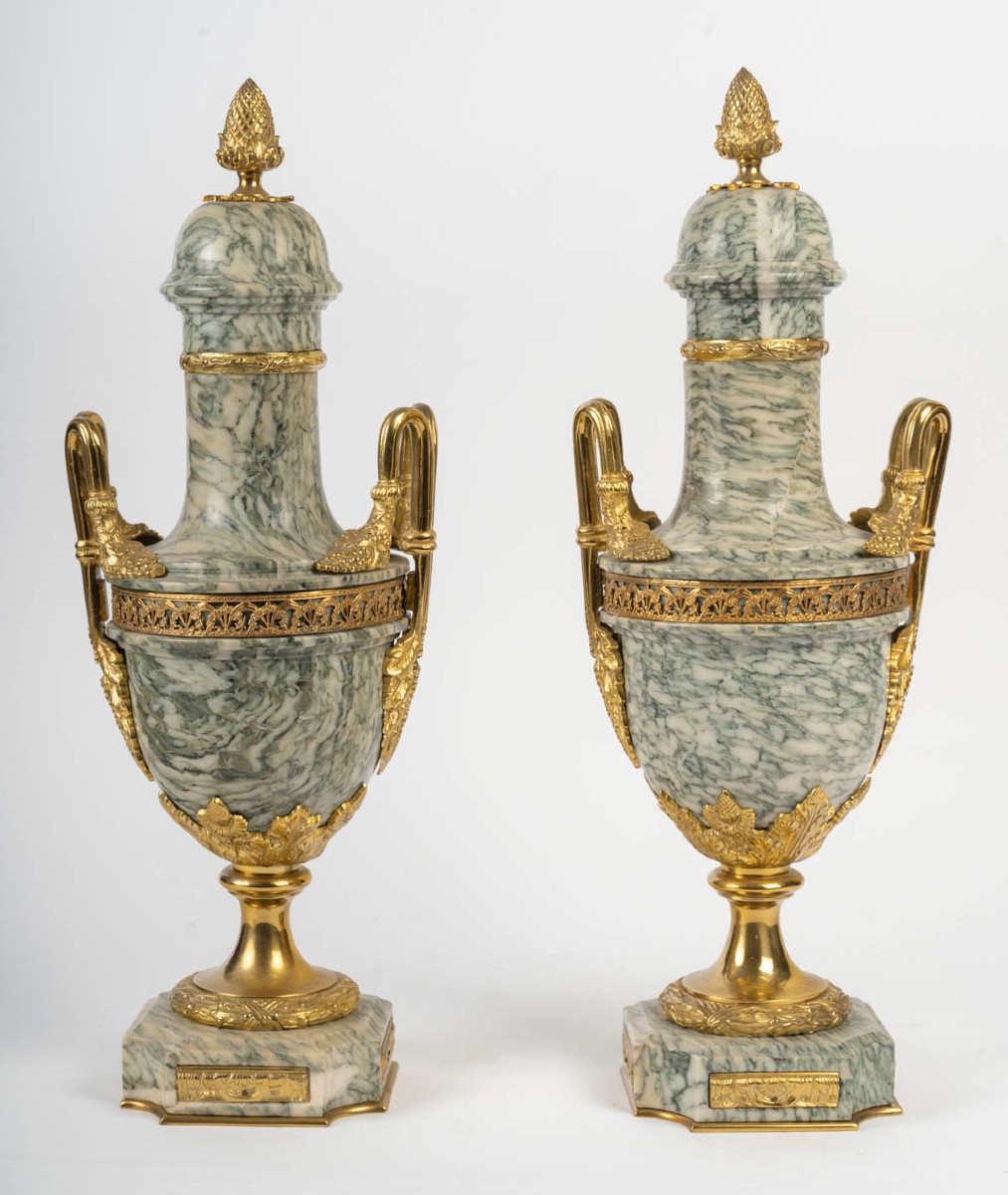 Paire de cassolettes en marbre vert et bronze doré, époque Napoléon III