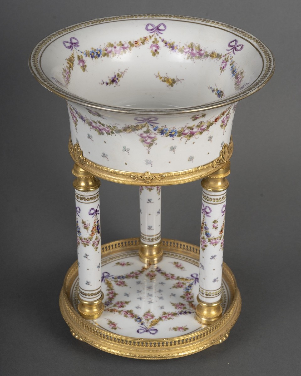 Jardinière en porcelaine et bronze doré – Style Louis XVI, époque XIXᵉ siècle