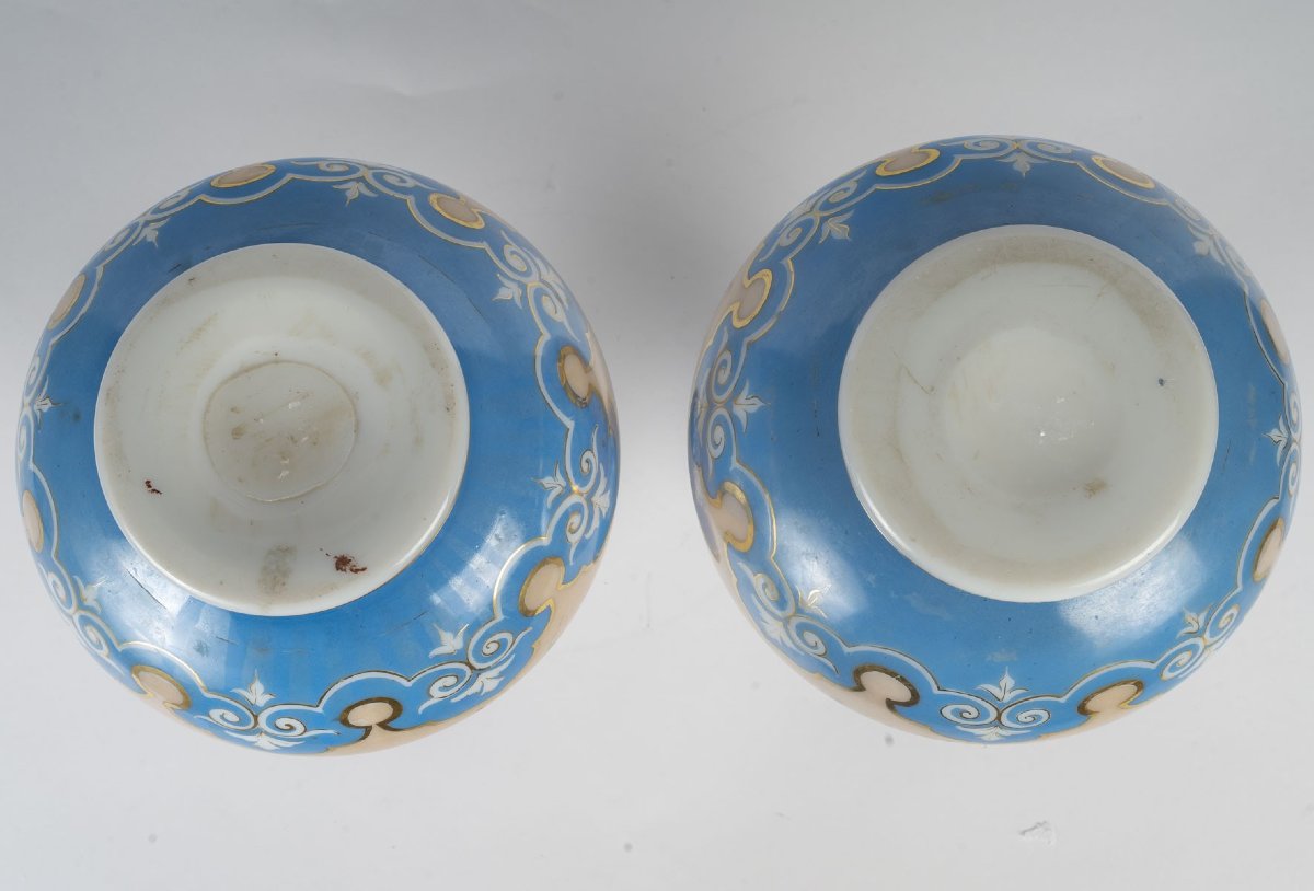 Opaline Vases - Pair Of Sky Blue Opaline Vases - 19th Century-photo-1