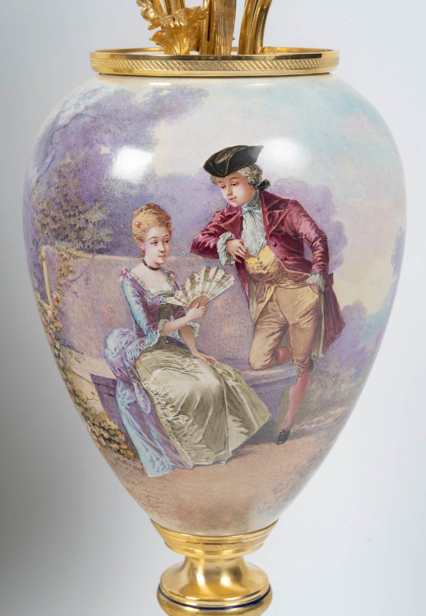 Vases, Pair Of Large Vases Decorated With Bouquets In Gilt Bronze – Napoleon III Period-photo-2