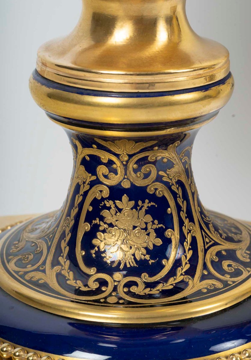 Vases, Pair Of Large Vases Decorated With Bouquets In Gilt Bronze – Napoleon III Period-photo-5