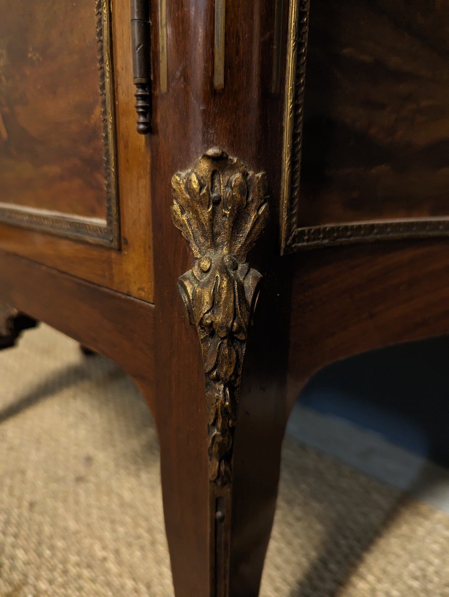 Napoleon III Style Showcase Mahogany Veneer-photo-7