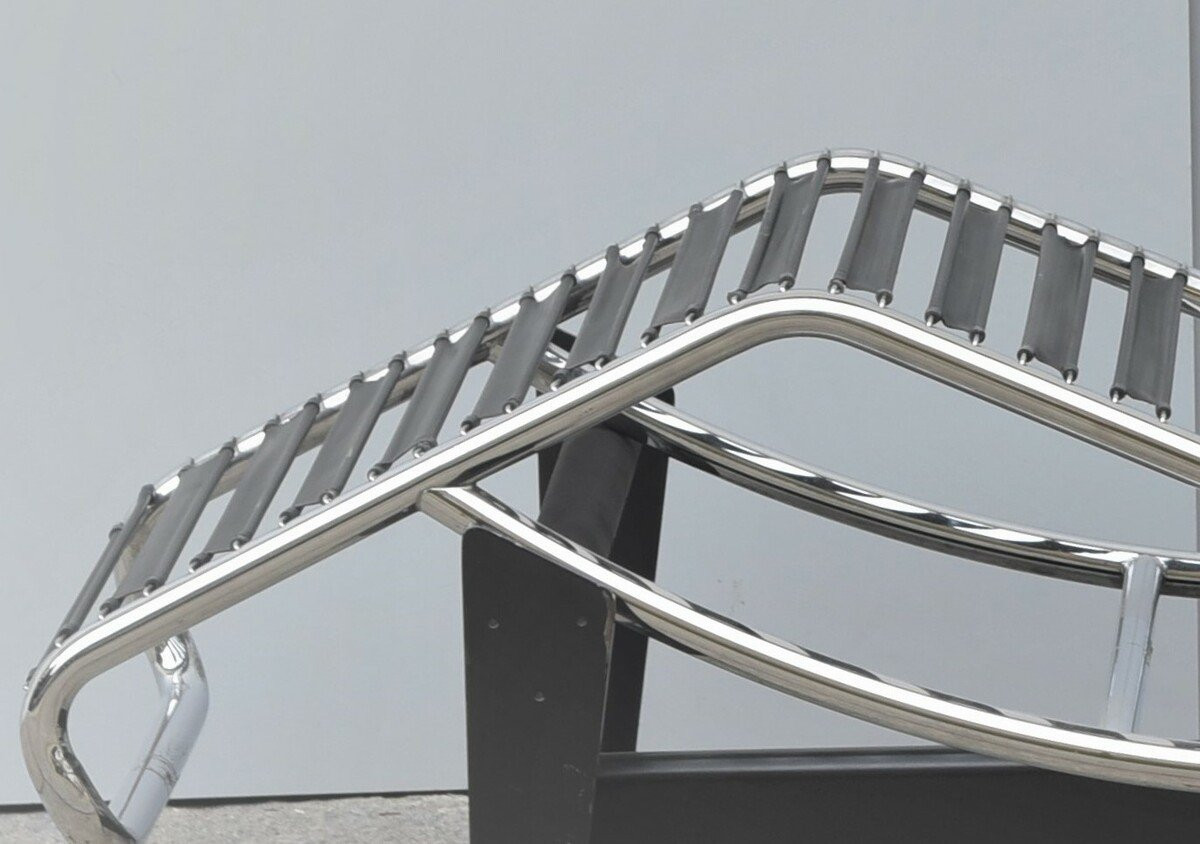 Le Corbusier, Chaise Longue LC4-photo-3