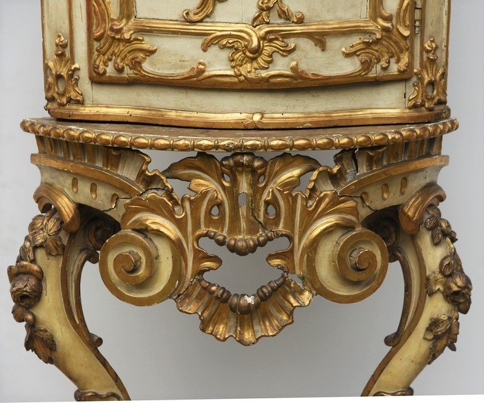 Old Corner Cabinet From The 1700s-photo-1