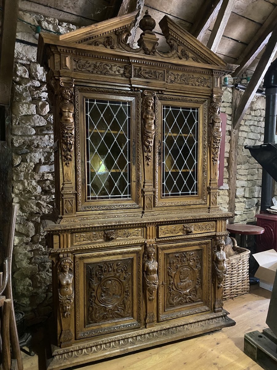 IMPORTANT MEUBLE EN CHÊNE DE STYLE RENAISSANCE 