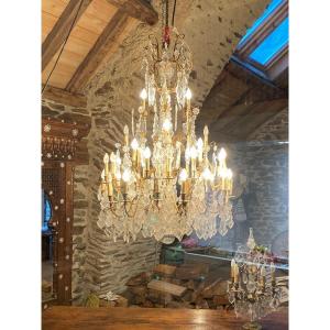 Large Chandelier With Louis XV Style Pendants With 42 Lights