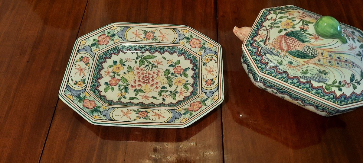 Agueda Portuguese Ceramic Tureen-photo-3