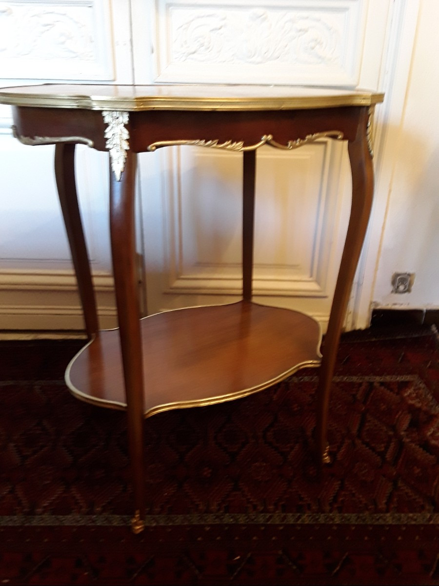 Transitional 19th Century Coffee Table