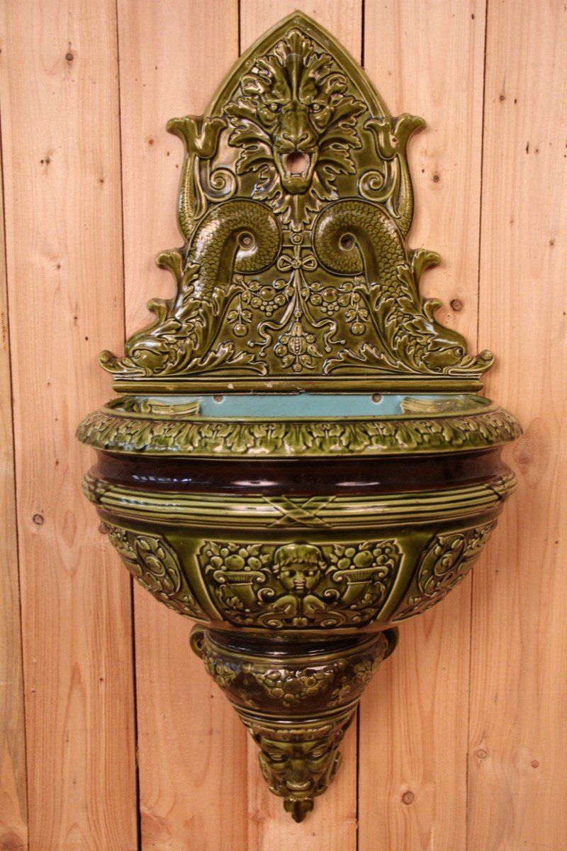 Large Indoor Ceramic Wall Fountain From Sarreguemines 19th Century-photo-2