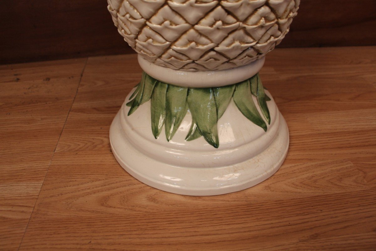 Column With Its Earthenware Pot Cover, Pineapple Model -photo-2