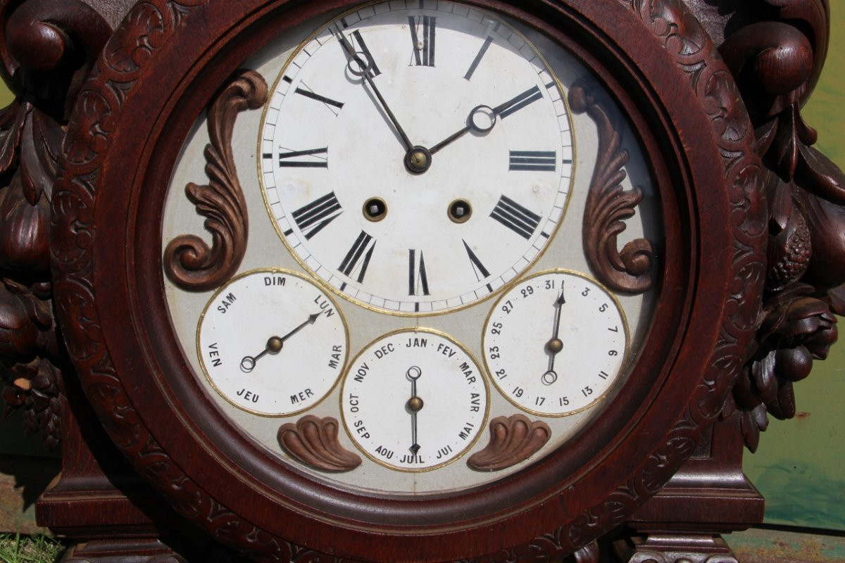 Large Carved Wooden Clock Signed By Paul Mazaroz-photo-3