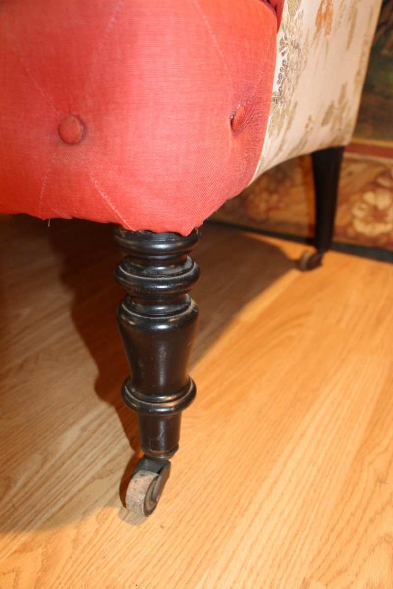 Napoleon III Upholstered Living Room -photo-5