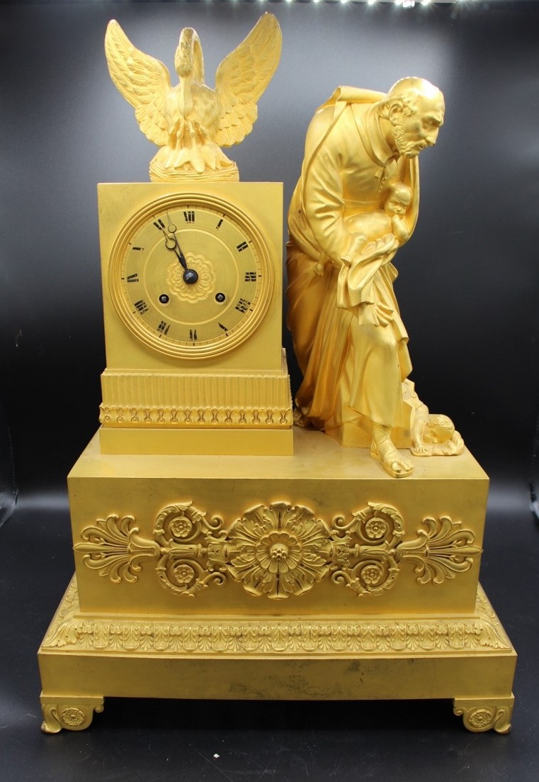 pendule en bronze doré d'époque empire / restauration 