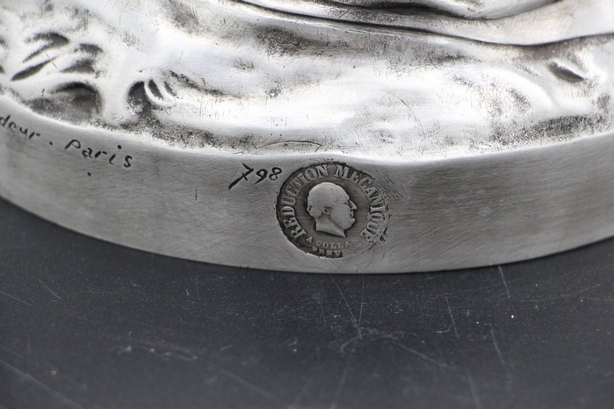 Bronze de Jeanne D'arc a patine argent , Barbedienne XIXème-photo-4