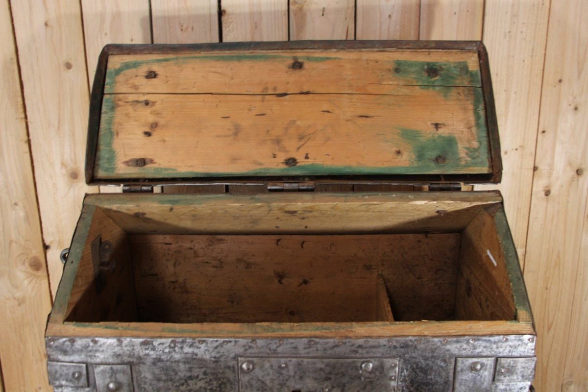 Large 18th Century Tax Collector's Chest-photo-5