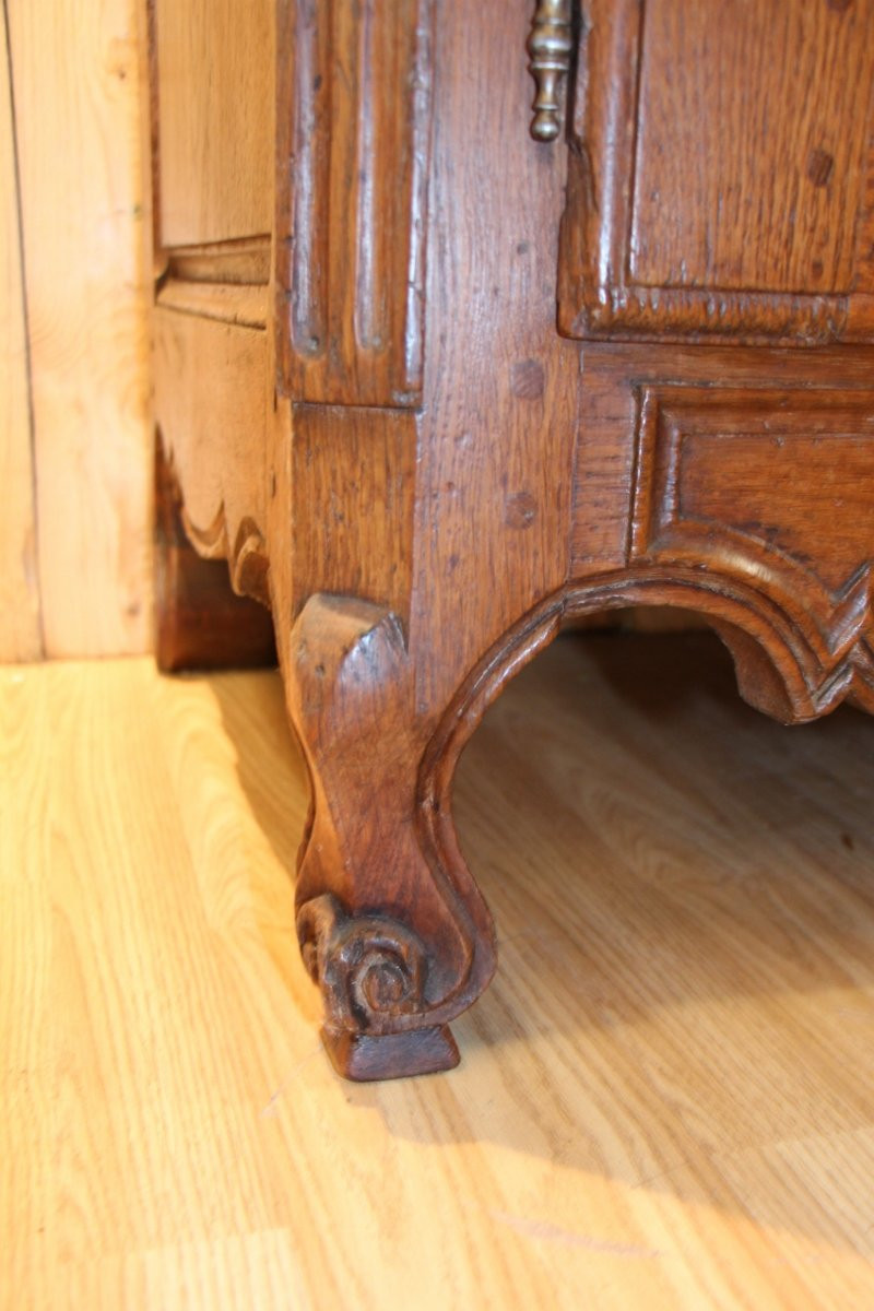 Small 18th Century Lorraine Dresser -photo-2