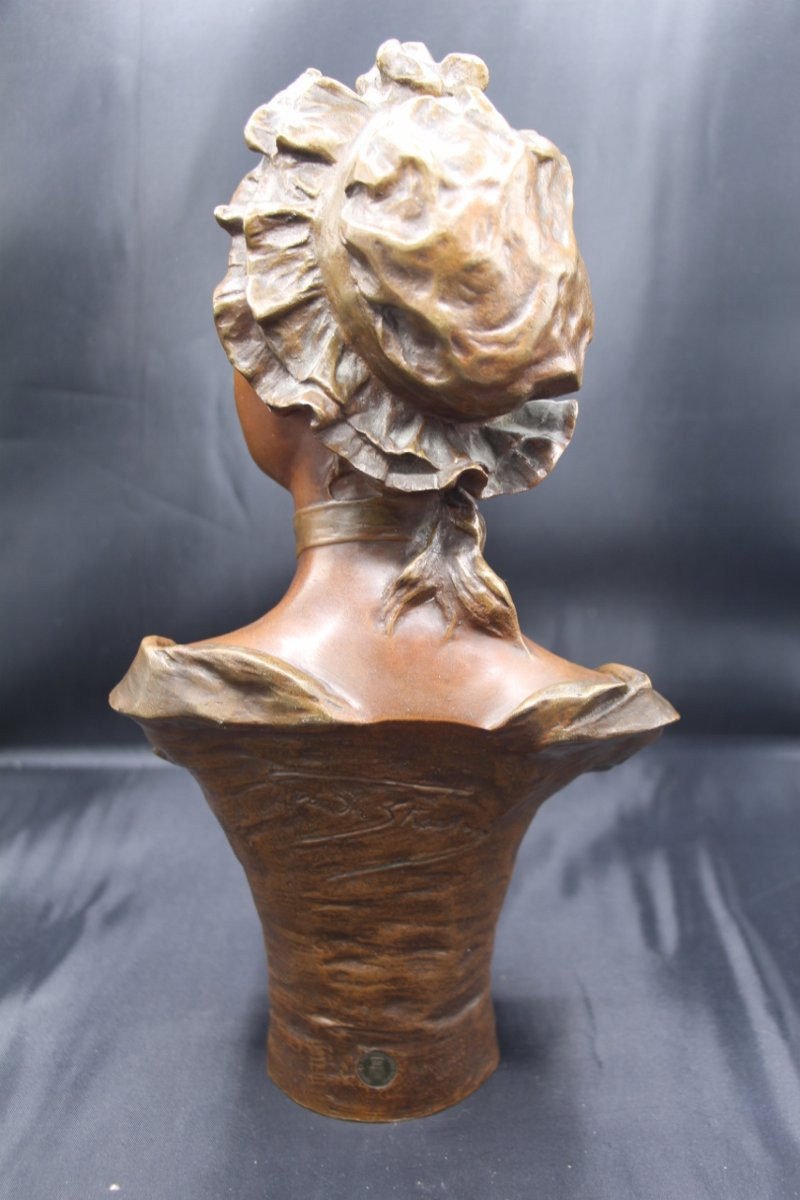 Georges Van Der Straeten - Bronze " Marinette " La Jeune Femme Au Nœud Papillon-photo-3