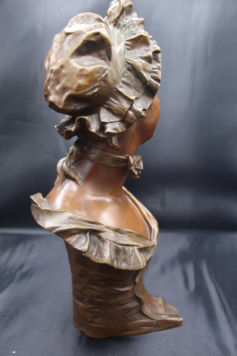 Georges Van Der Straeten - Bronze " Marinette " La Jeune Femme Au Nœud Papillon-photo-2
