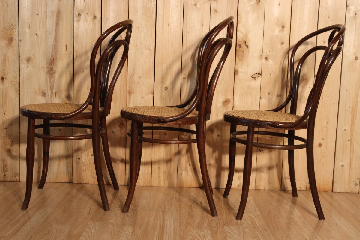 série de 6 chaises bistrot style thonet de hofmann modèle aile d'ange -photo-2