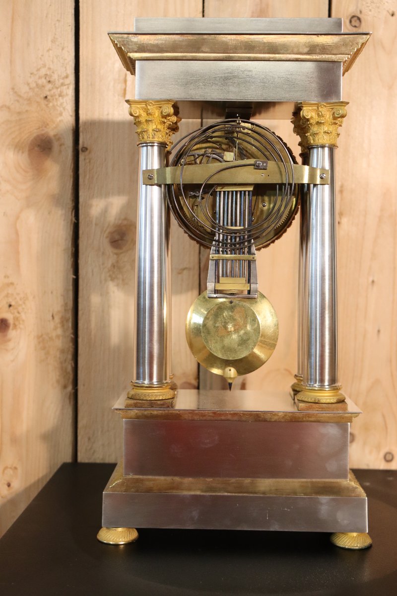 pendule a colonnes en argent massif de style empire -photo-1