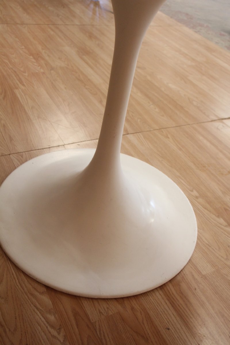 Table ronde Tulipe en marbre Calacatta de Eero Saarinen - Ø 107 cm - Knoll-photo-2